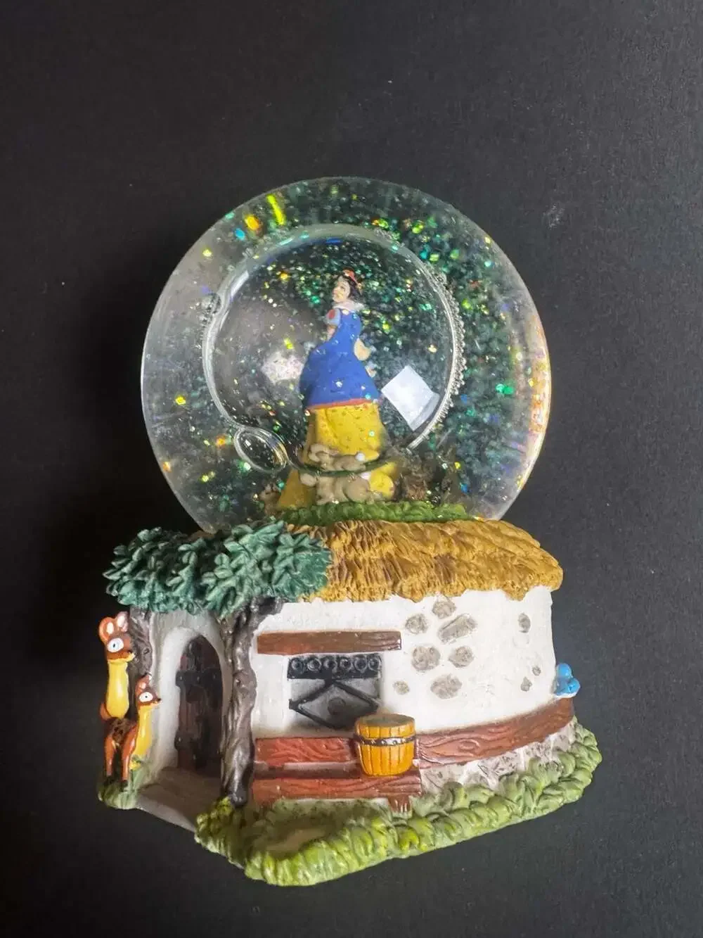 Enesco Disney Snow White and Forest Friends Musical Snow Globe